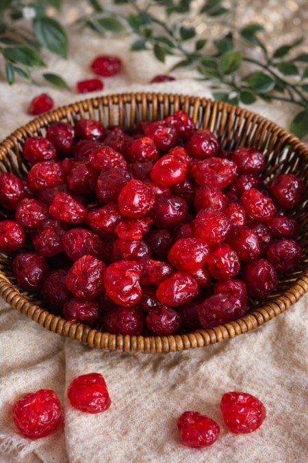 كرز مجفف احمر